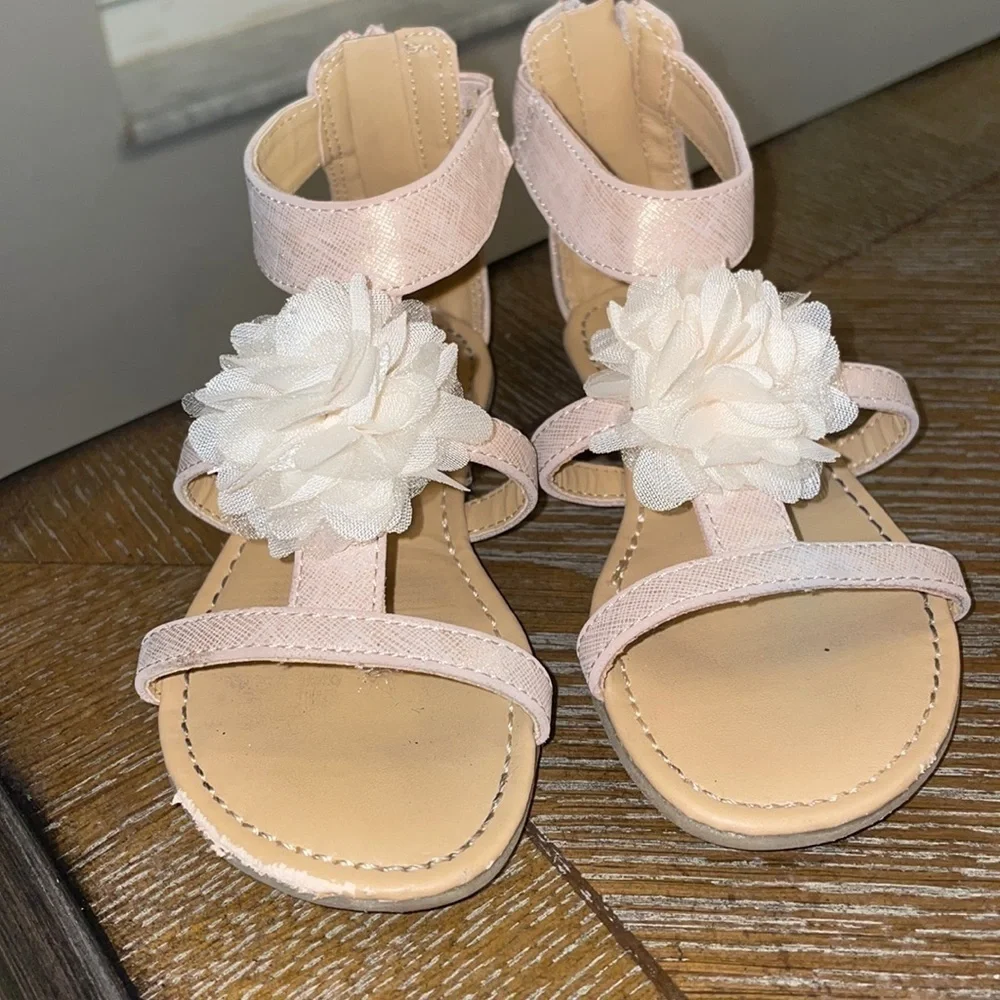EUC Girls Sandals
